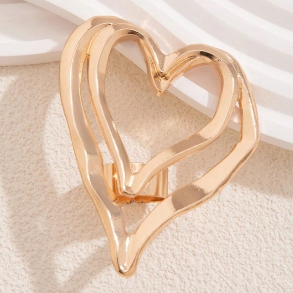 Gold Heart Statement Ring - Picture 3 of 5